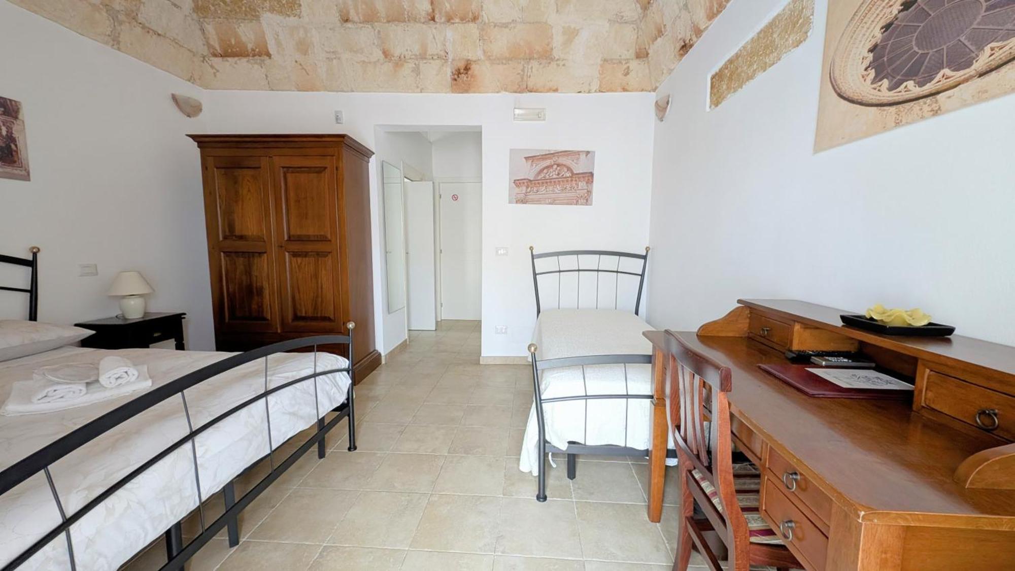 B&B Corte Regina Esther Veglie Exterior foto